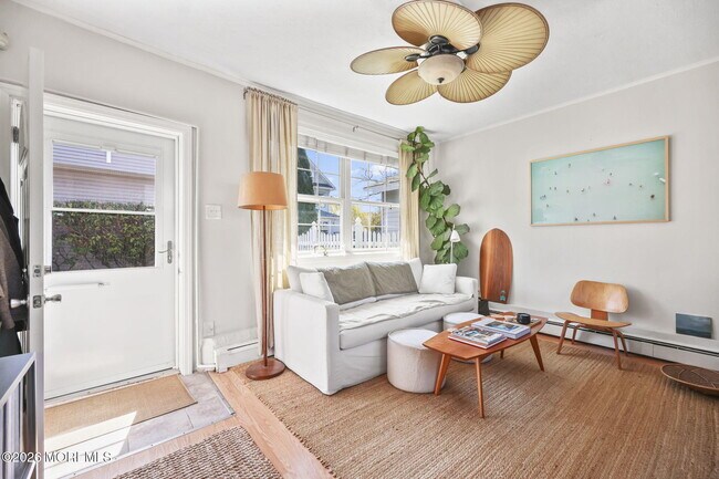 Foto del edificio - 208 4th Ave