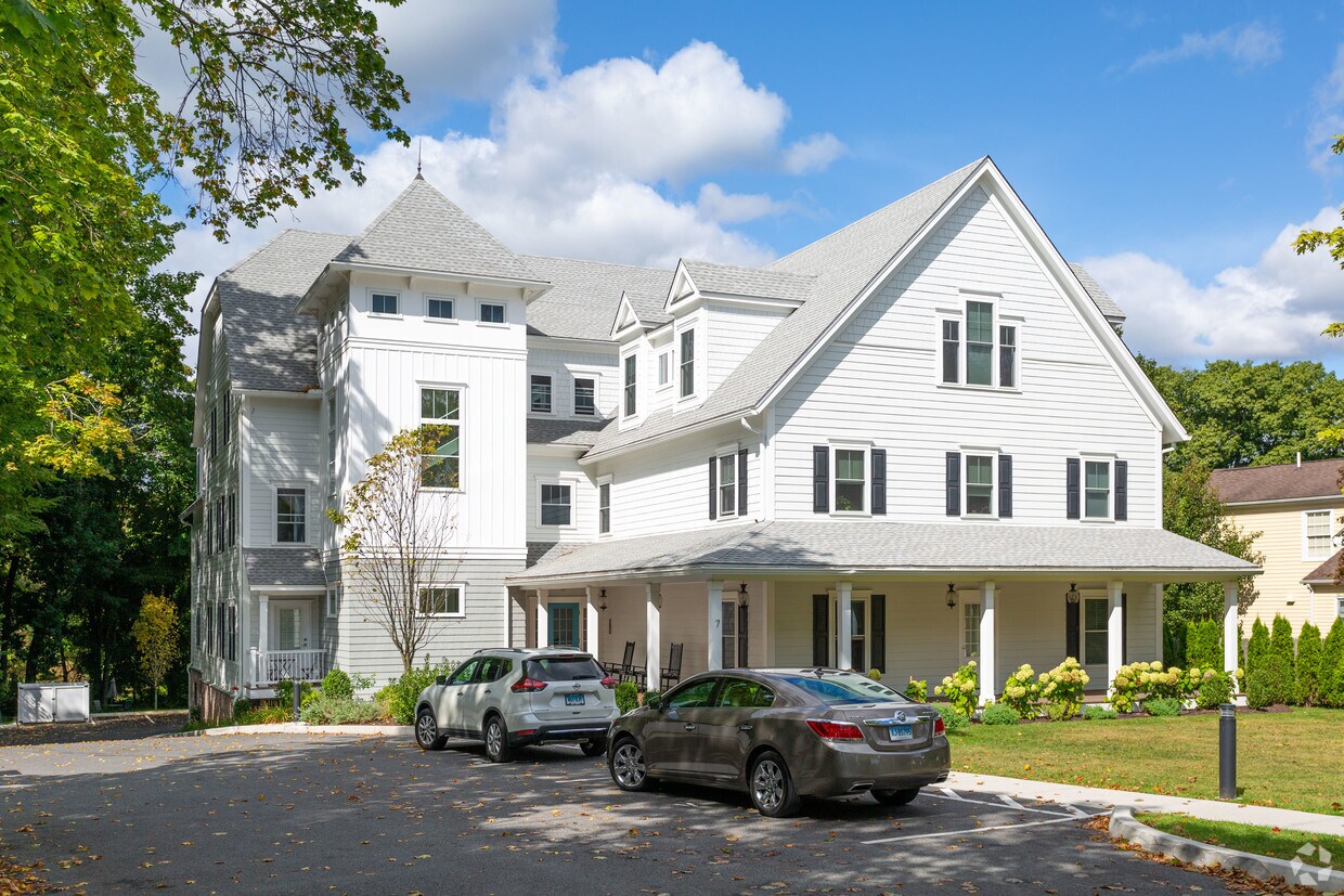 Foto principal - North Salem Commons