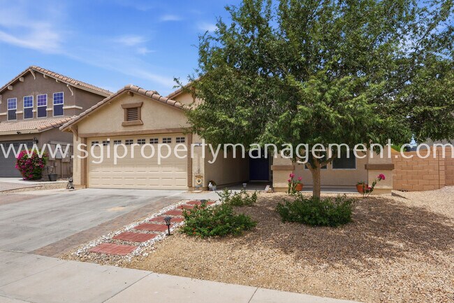Foto del edificio - 18544 W Palo Verde Ave