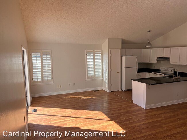 Building Photo - 3 br, 1 bath House - 1679 S Ensenada St