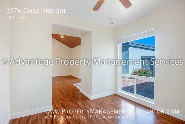 Building Photo - 1574 Calle Enrique