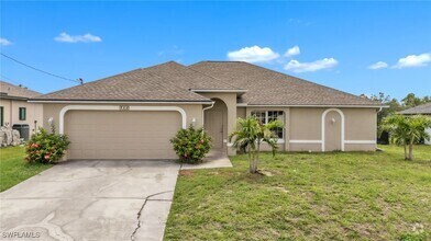 Building Photo - 906 SW 11th Pl