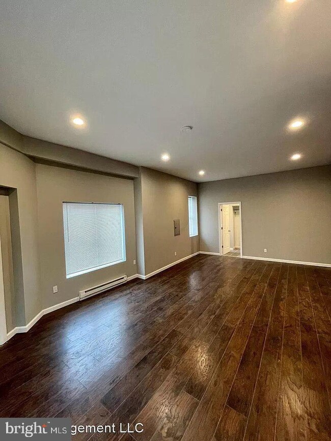 Foto del edificio - 3537 Jasper St
