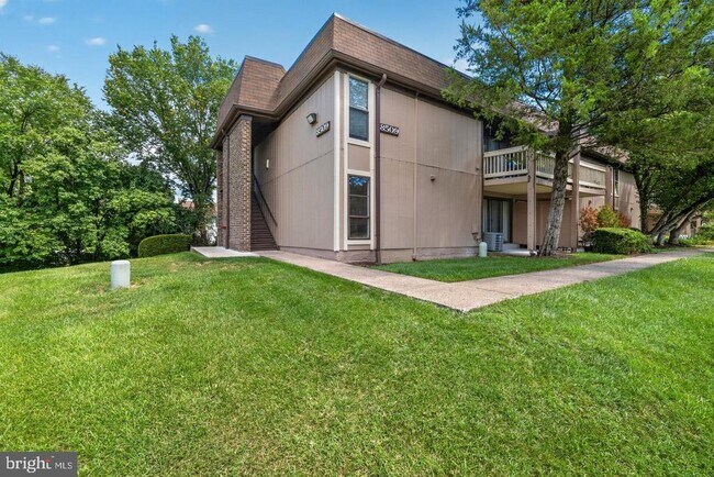 Foto del edificio - 8509 Barrington Ct