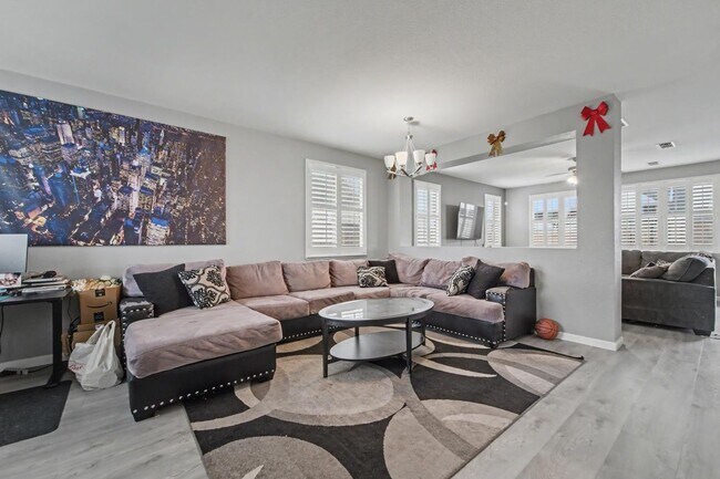 Building Photo - Spacious 3-Bedroom Home in Desirable Olivehurst Neighborhood