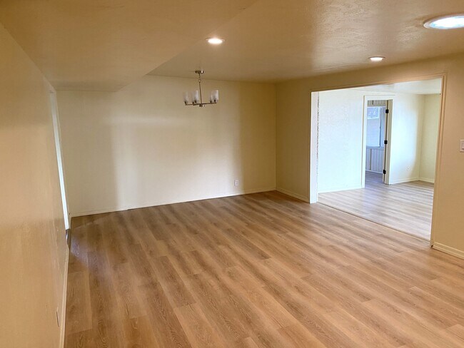 Foto del edificio - 7268 E Eastview Dr