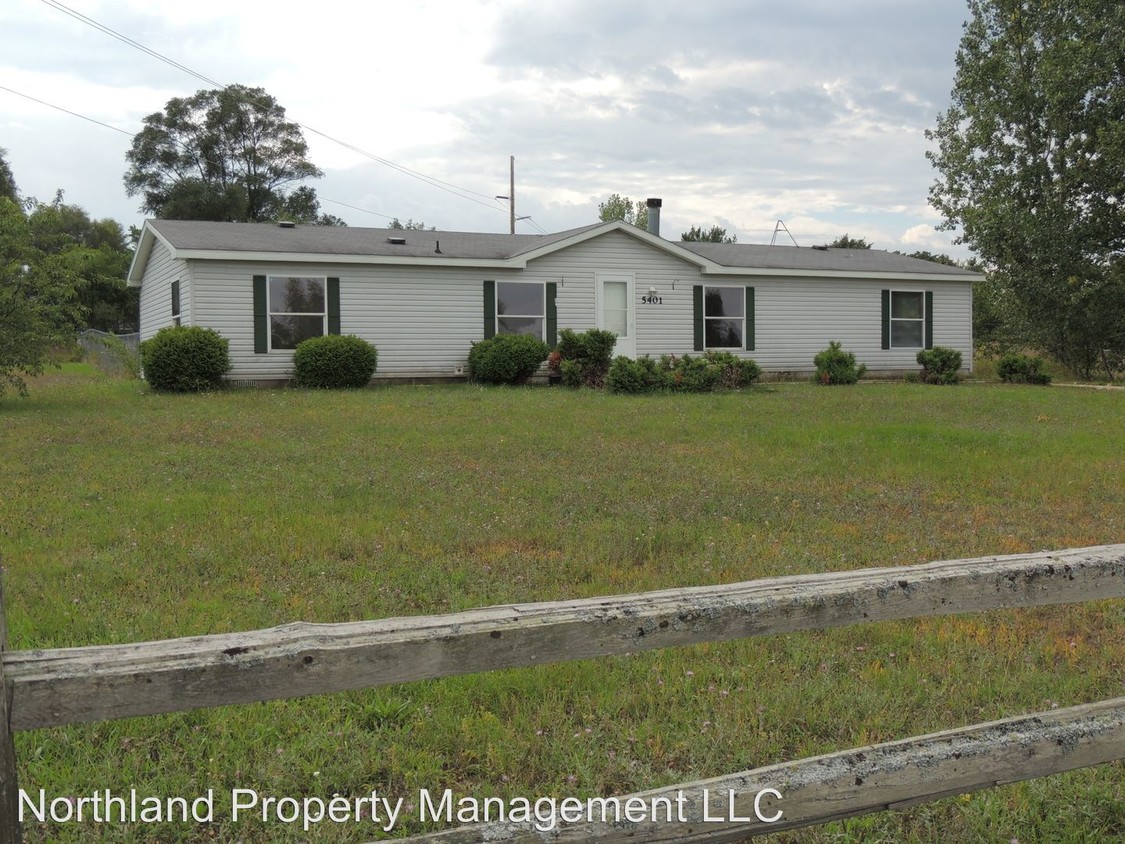 Foto principal - 3 br, 2 bath House - 5401 S. Brentwood St.
