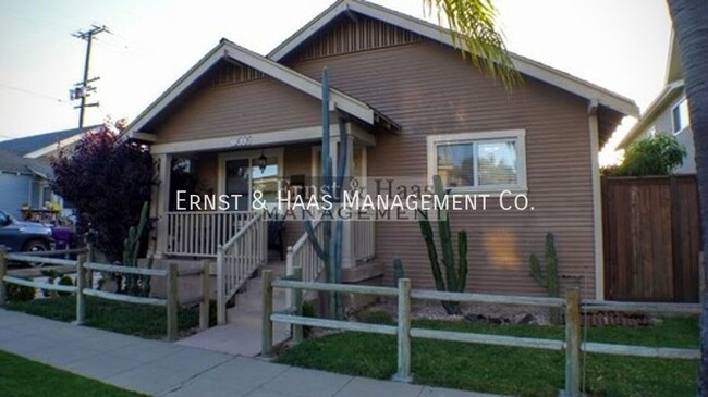 Foto del edificio - Wonderful and Charming California Bungalow...