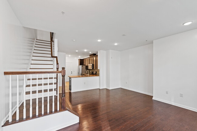 Building Photo - 147 Wesmont Dr