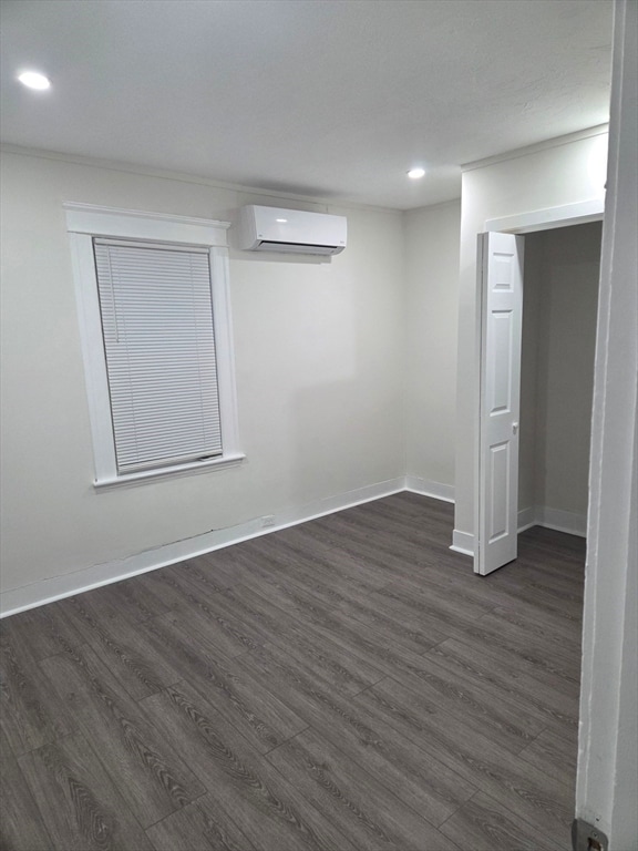 Building Photo - 11 Rice Ave