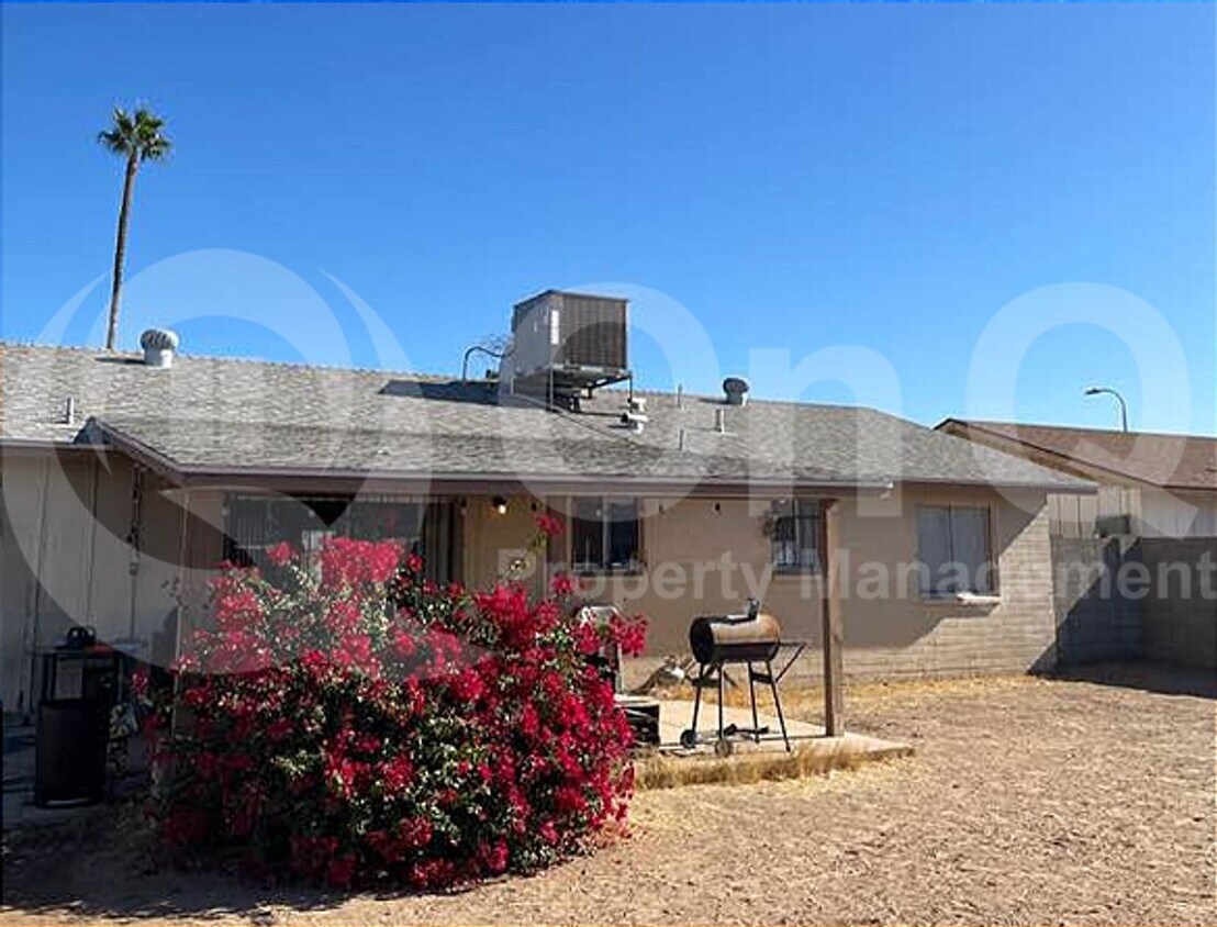 Foto del edificio - 6402 S 42nd St