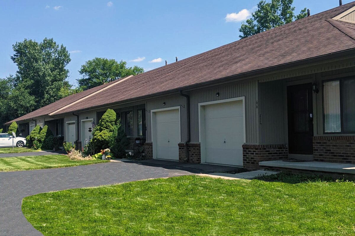 Villas on Hufford – photo 2