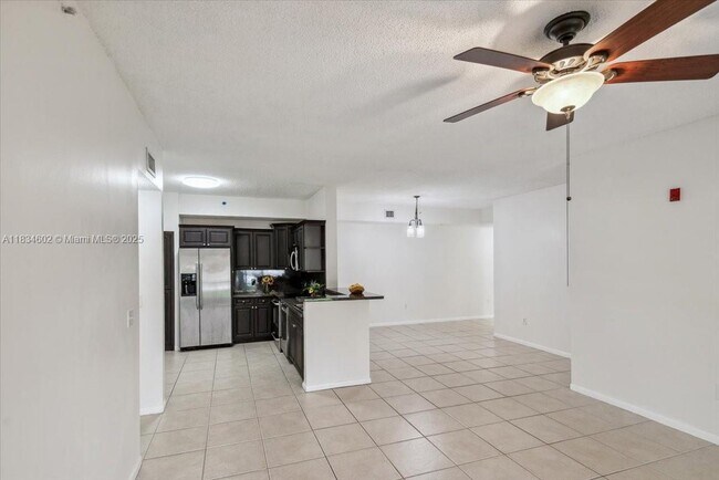 Foto del edificio - 6952 SW 39th St