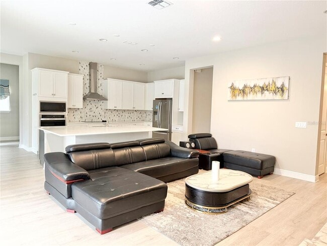 Building Photo - 19153 Planetree St