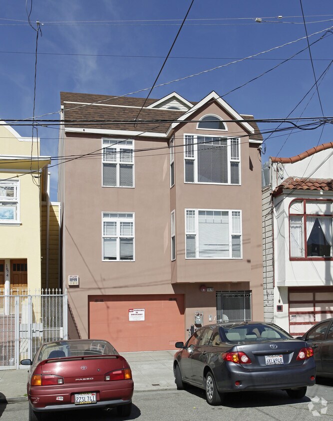 Primary Photo - 1670 Kirkwood Ave