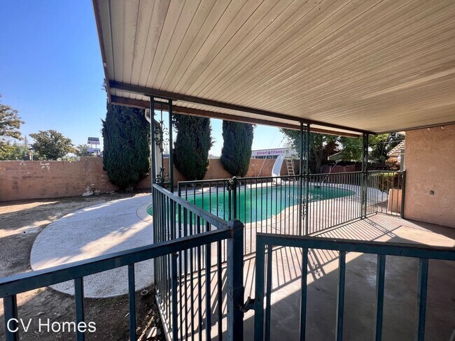 Foto del edificio - 3 br, 2 bath House - 5378 N. Orchard St.