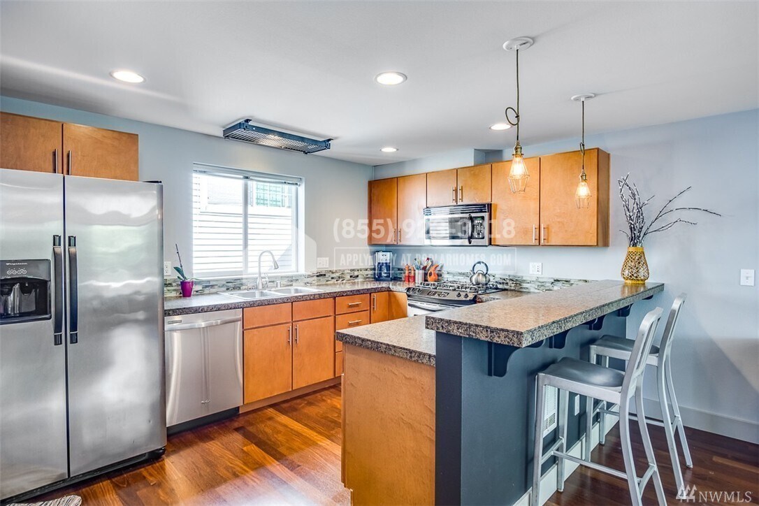 13550 Erickson Pl NE, Seattle, WA 98125 Townhome Rentals in Seattle