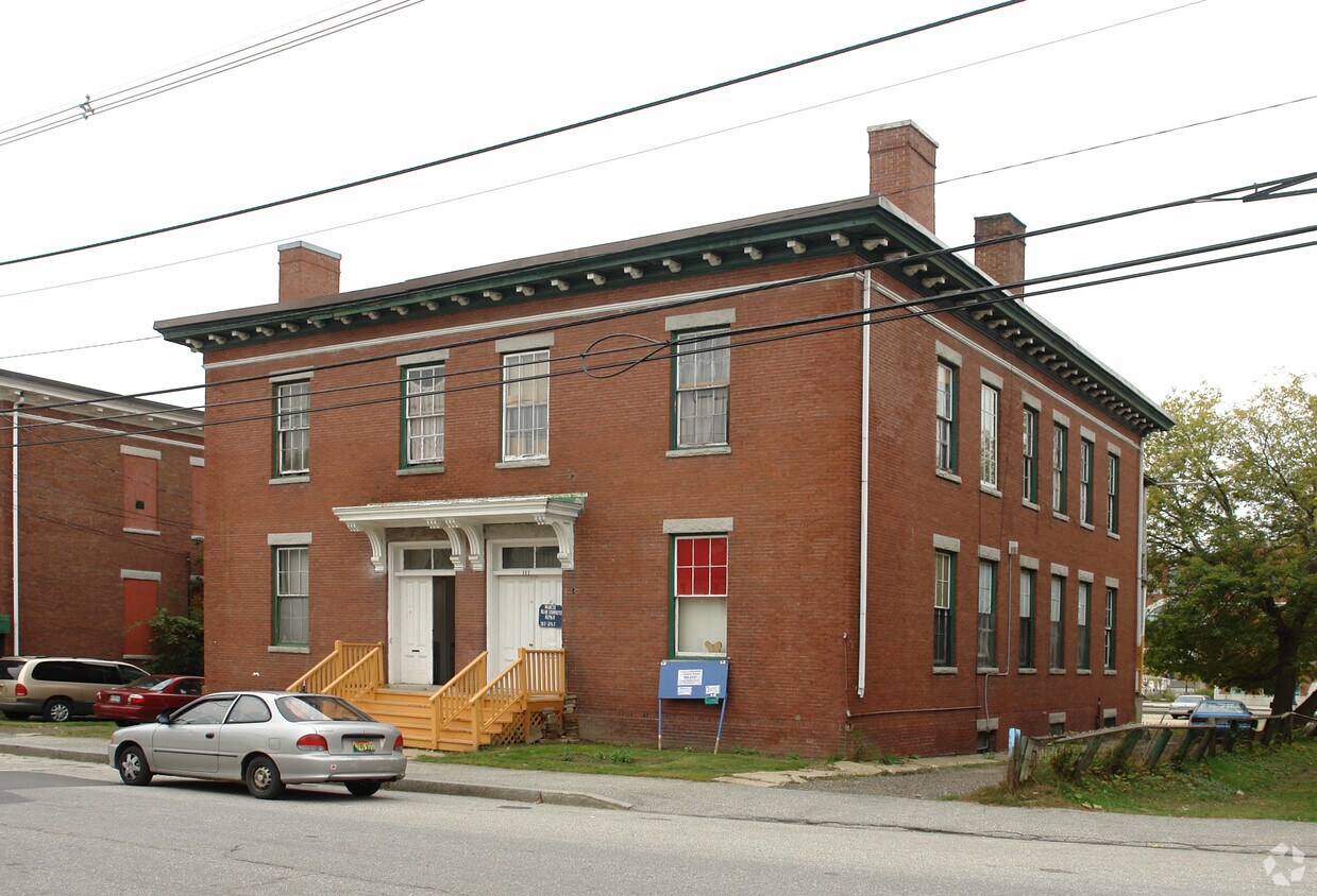 Primary Photo - 259-257 Park St