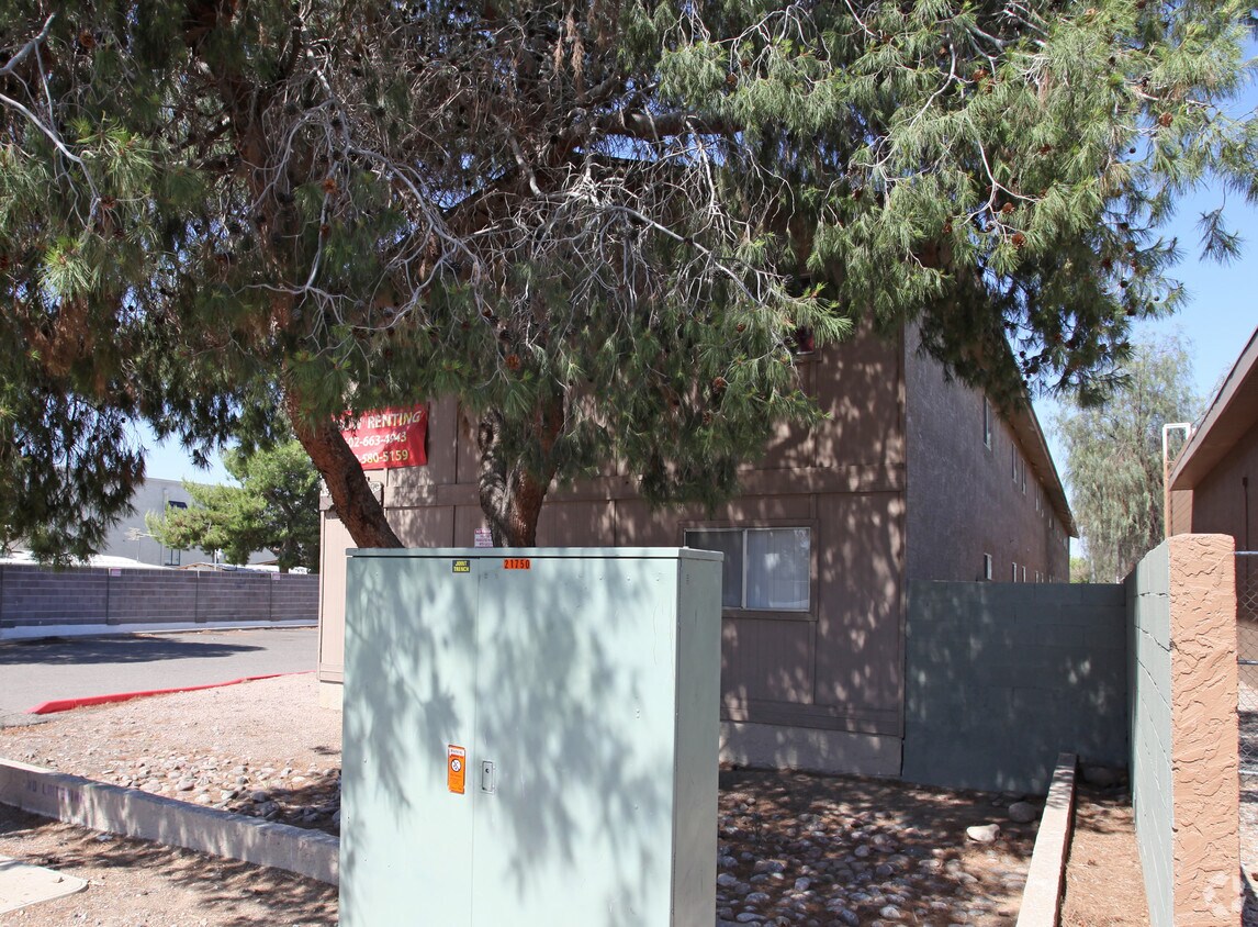 Foto del edificio - Rywood Village