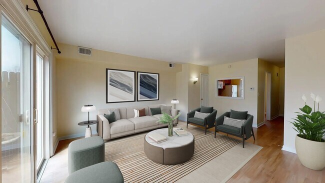Área de estar - Carriage Hill Townhomes