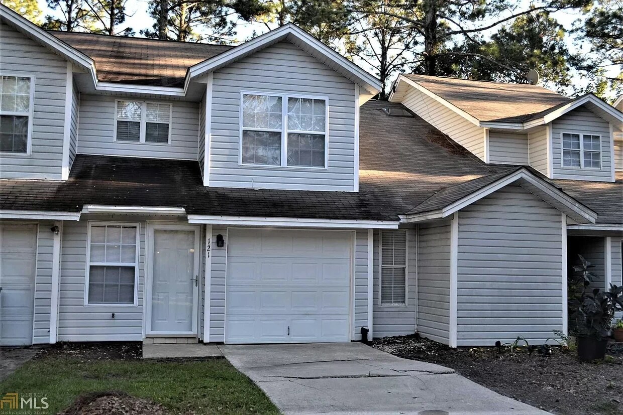 121 E Lakemont Dr, Kingsland, GA 31548 Townhome Rentals in Kingsland