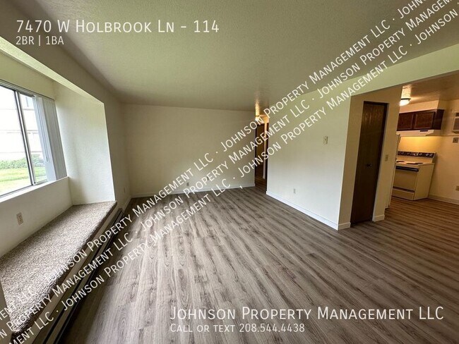 Building Photo - Central Boise downstairs 2 bed with new fl...