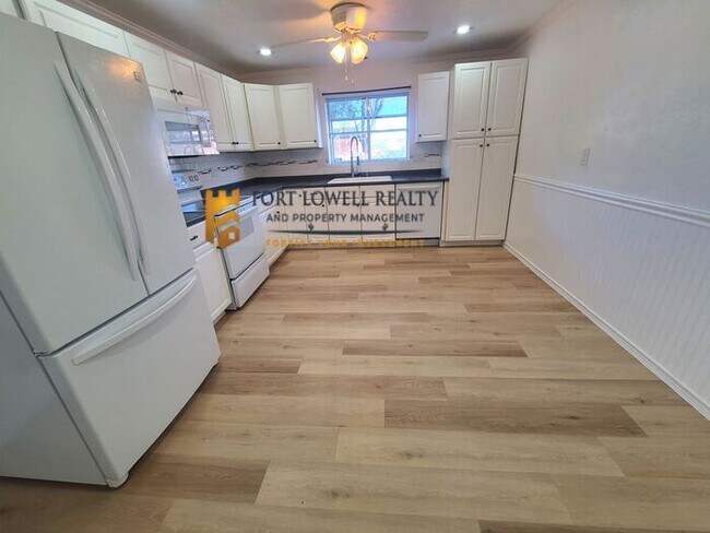 Building Photo - Beautiful 2 bedroom 2 bathroom!