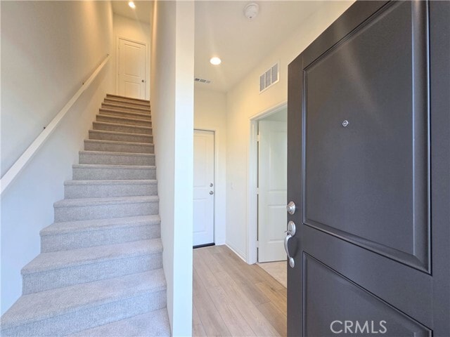 Foto del edificio - 2420 E Lincoln Ave