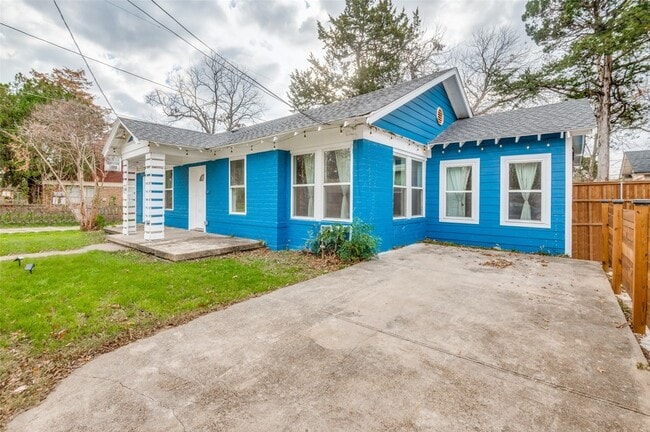 Photo - 1218 Ranier St House