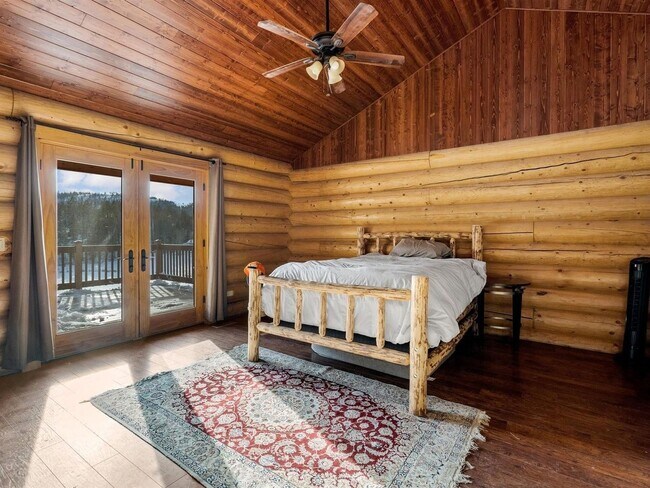 Building Photo - 3 Bedroom Single Family Home in Kalispell