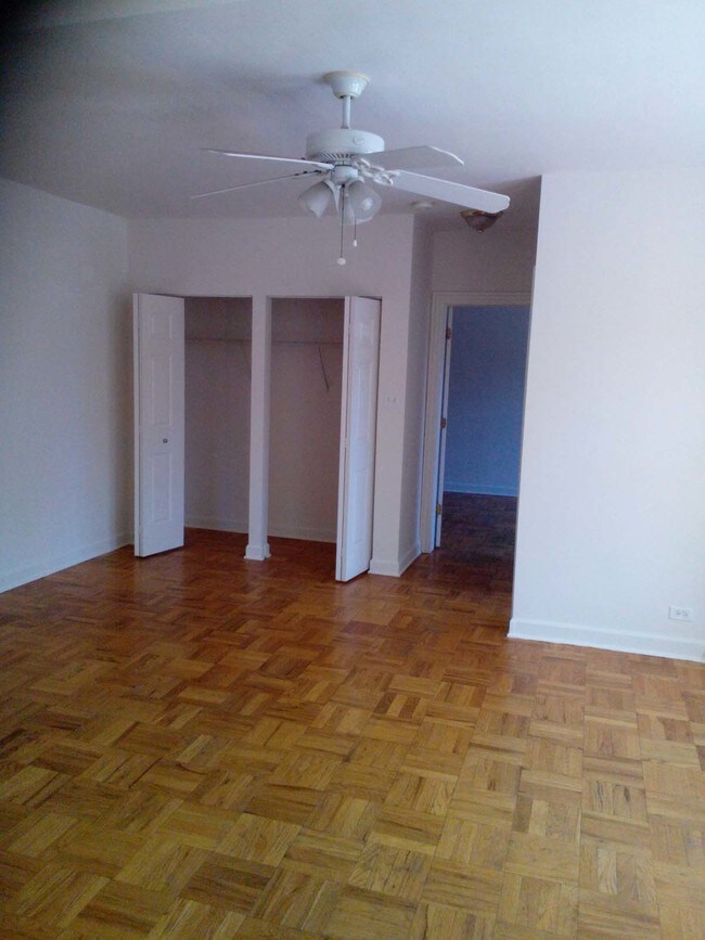 Foto del edificio - 7300 Venture Apartments