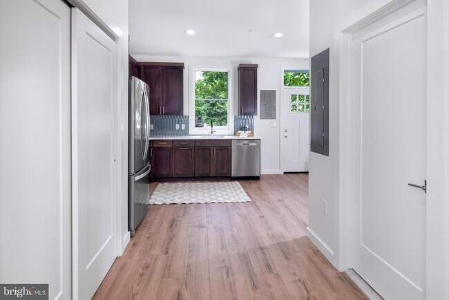 Foto del edificio - 168 John St