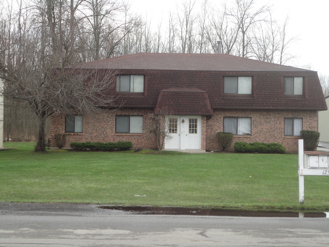 Building Photo - 1259 Sisson Dr