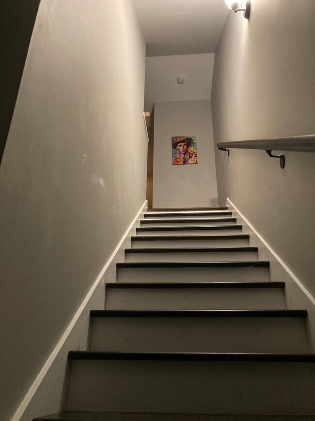 Foto del edificio - 844 Cherokee Ave