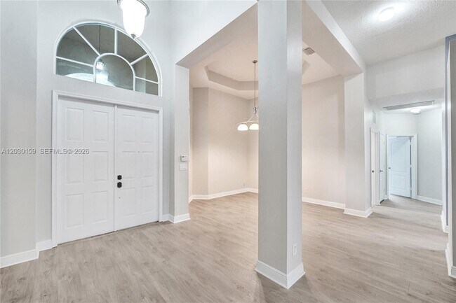 Foto del edificio - 6334 SW 192nd Ave