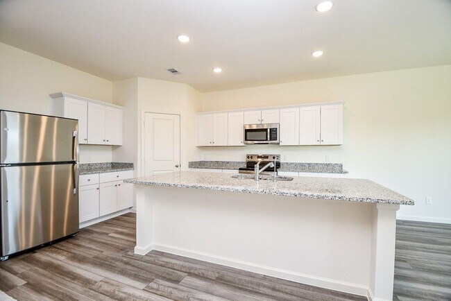 Building Photo - 5906 Bright Keel Dr