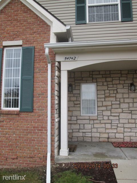 Foto principal - 54742 Monarch Dr