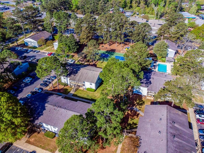 Building Photo - Grayton on Dean