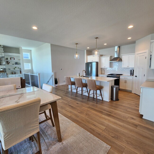 Foto del edificio - 895 Harrington Way