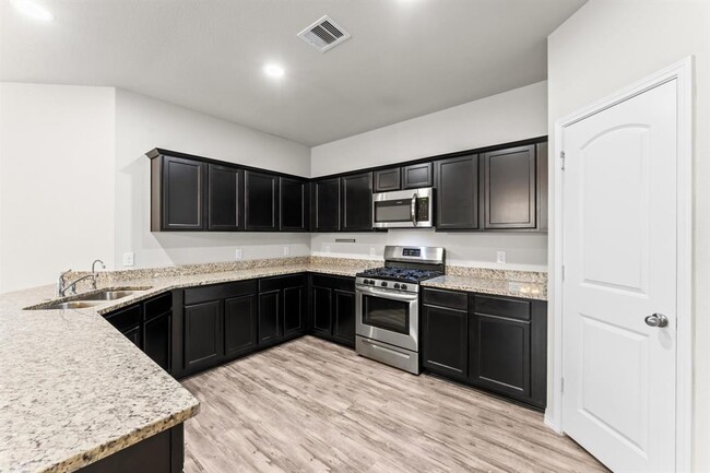 Building Photo - 18022 Atwood Mill Dr