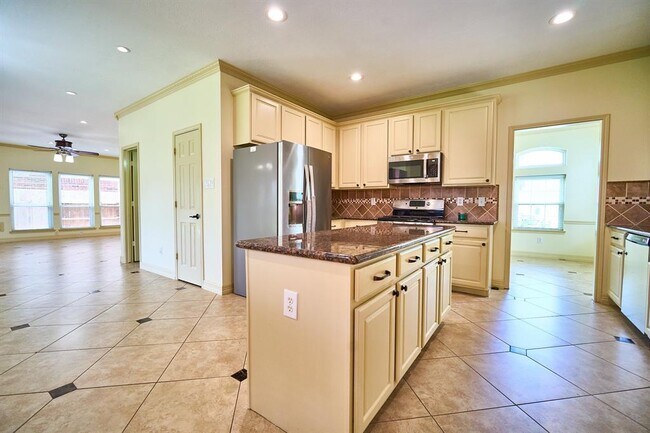 Foto del edificio - 14811 Wintercove Ct