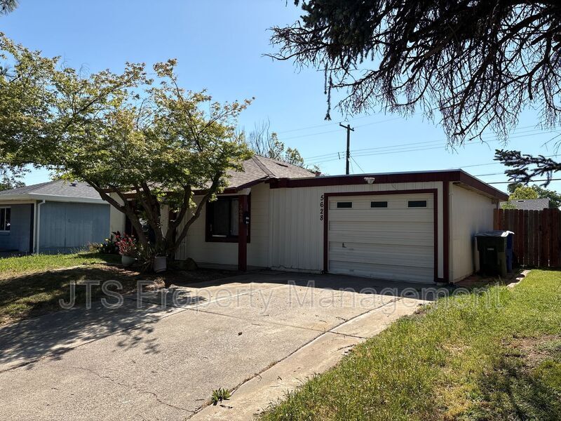 Building Photo - 5628 James Wy