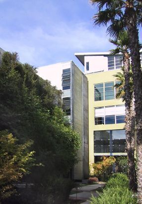 Foto del edificio - Highly sought after live/work space for le...