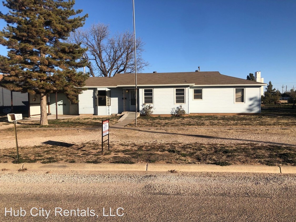 Primary Photo - 3 br, 2 bath House - 413 E. 4th Street