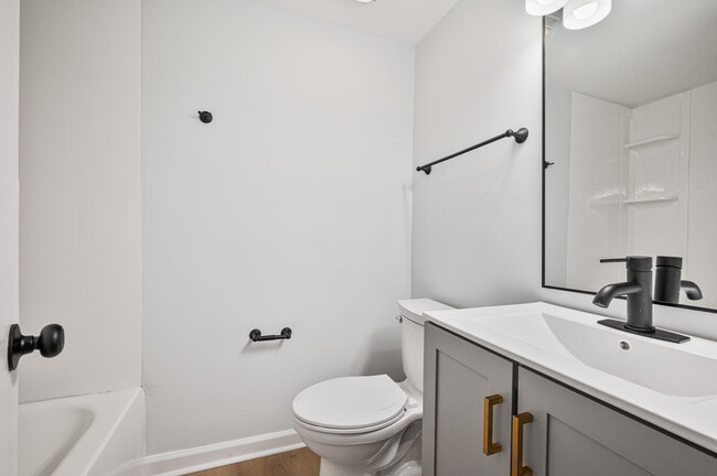 Building Photo - 759 Gallion Ave