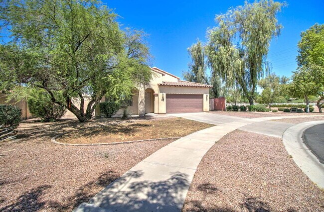 Foto del edificio - 4836 S Summit Ct