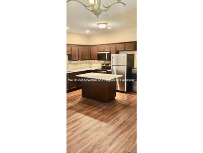 Building Photo - 167 Angel Oak Dr