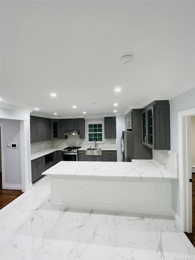 Foto del edificio - 91-43-91114 114th St