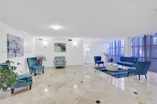 Foto del edificio - 1000 Parkview Dr