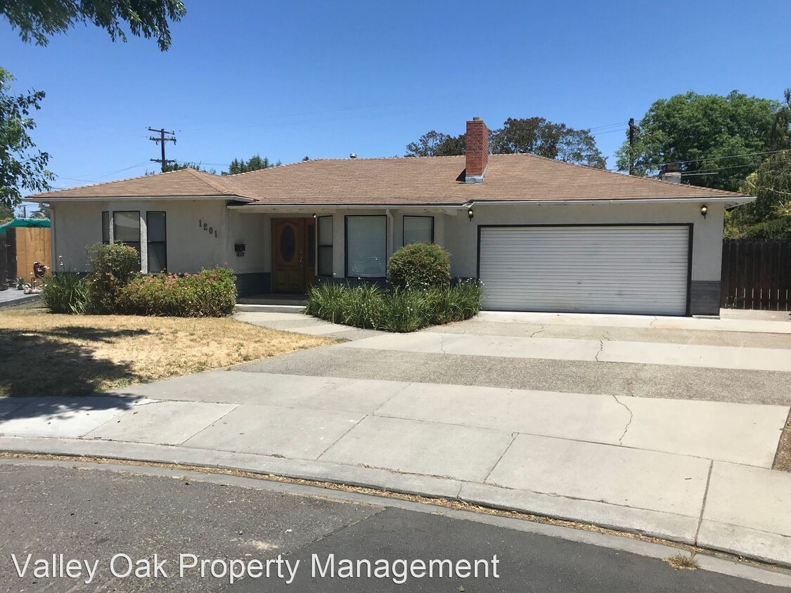 3 br, 2 bath House - 1201 College Ct - House for Rent in Modesto ...